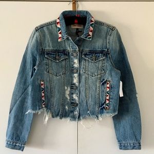 Driftwood Distressed Denim Hi-Lo Embroidered Jacket✨